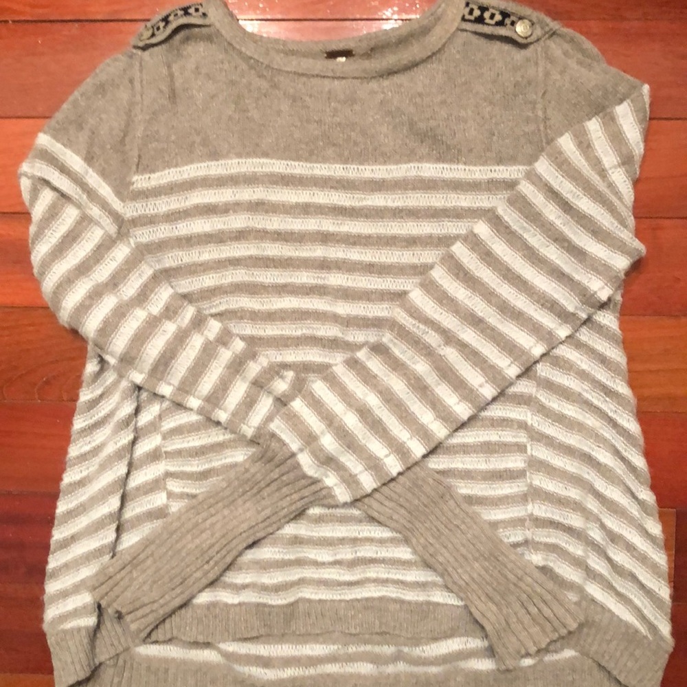 Free People Sweater - Picture 1 of 4